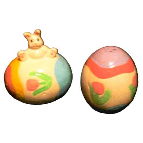 Hermitage Pottery Salt and Pepper Shaker Set Ceramic Easter Egg Shape, Tulips - Picture 1 of 4